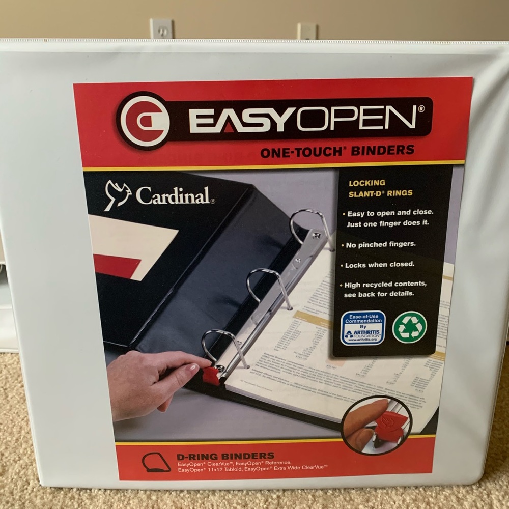 Cardinal Easyopen 5” D ring binder